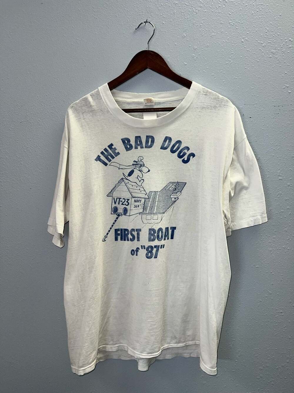 Vintage 1987 Navy VT-23 Bad Dogs Snoopy Style Flying Ace Shirt XL 0238